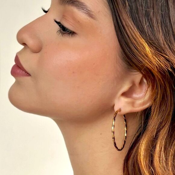 Fashion Bohemian Style 18K Gold Plated Twisted Oil Drop Thin Big Hoop Earrings - Picture 1 of 13